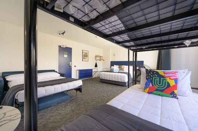 アーバン ラウンジ スリーパリー, シュアステイ コレクション by BW