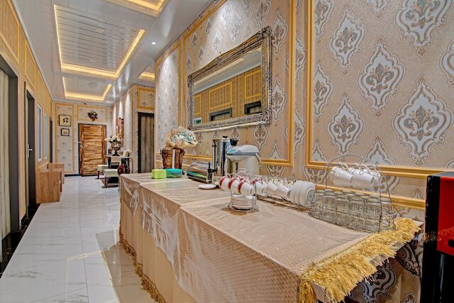 コレクション O 91397 タスキヤ コステル シャリア