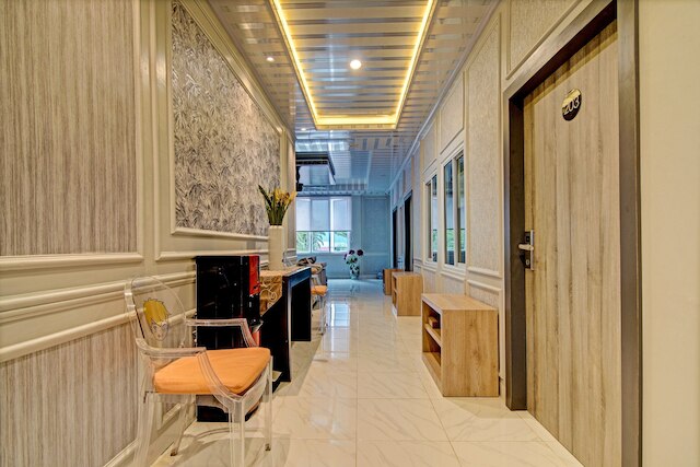 コレクション O 91397 タスキヤ コステル シャリア