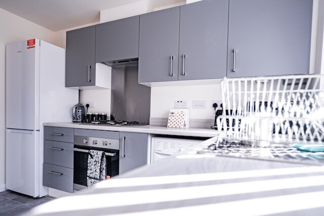 2-ベッド ハウス ウィズ カナル ビュー、ガーデン & ペットオーケー