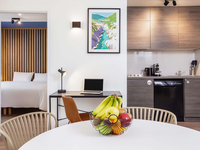 アパートスタイルホテル アダージョ モンペリエ サントル コムディ