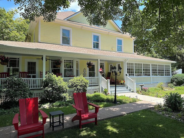 レッドロッカーイン