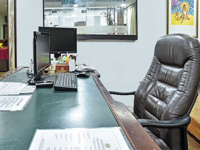 OYO 90780 J  ホテル  ブキッ ビンタン