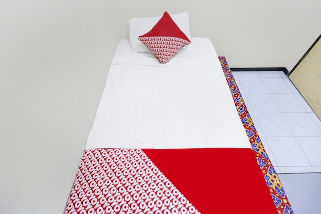 ホテル O リンギン ピトゥ 2 シャリア ニア アヌグラ シナール ラウタン