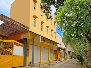 OYO 91401 アルメーラ