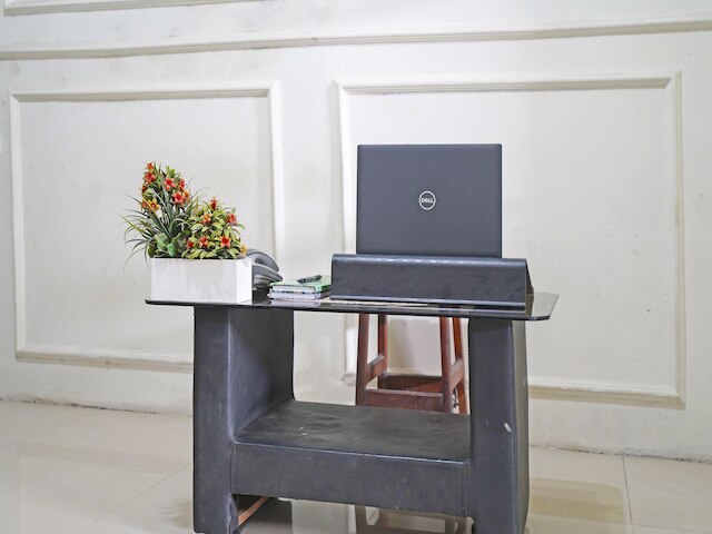 スポット オン 91545 ポンドック ムクティ シャリア