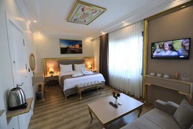 ブルー ゼルゼヴァン コナク ホテル