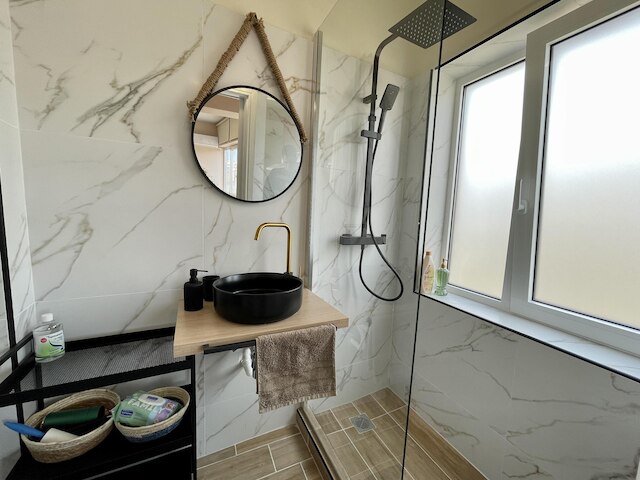 コージー アパートメント イン ハート アテネ ニア メトロ フィックス 100M