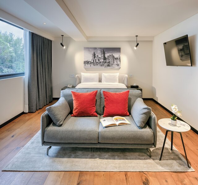 アンベルス 64, アン アセンド コレクション ホテル