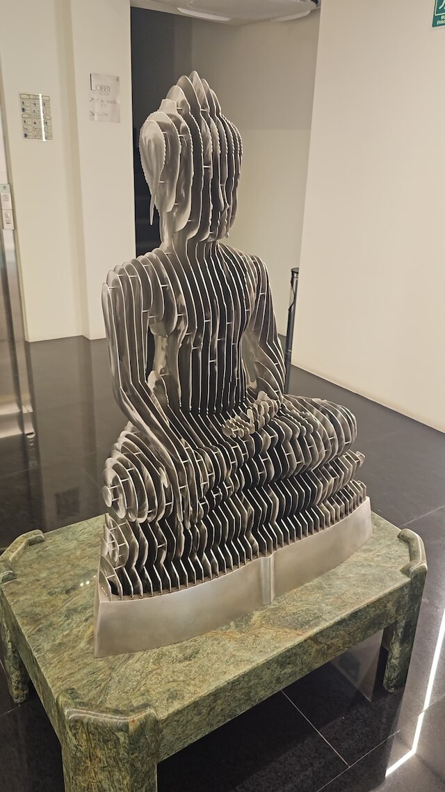 アンベルス 64, アン アセンド コレクション ホテル