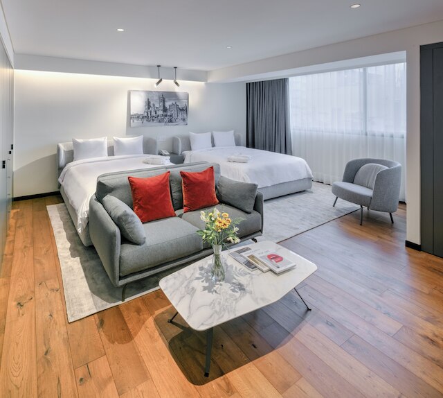 アンベルス 64, アン アセンド コレクション ホテル