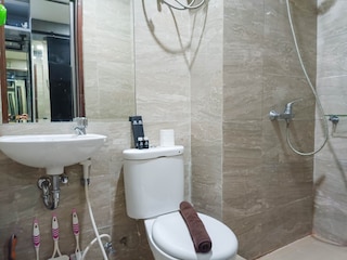 リラクシング スタジオ アット ヴィダ ビュー マカッサル  アパートメント