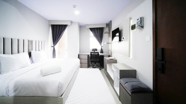 ナイス アンド コンフィー スタジオ アット グランド ダルマフサダ ラグーン  アパートメント