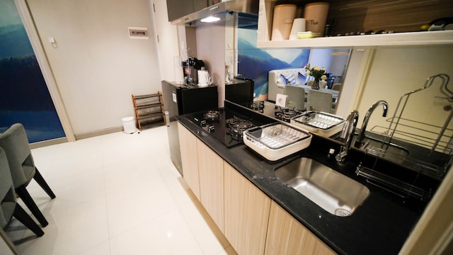 コージー リビング2ベッドRム アット アンダーソン スーパーモール マンション  アパートメント