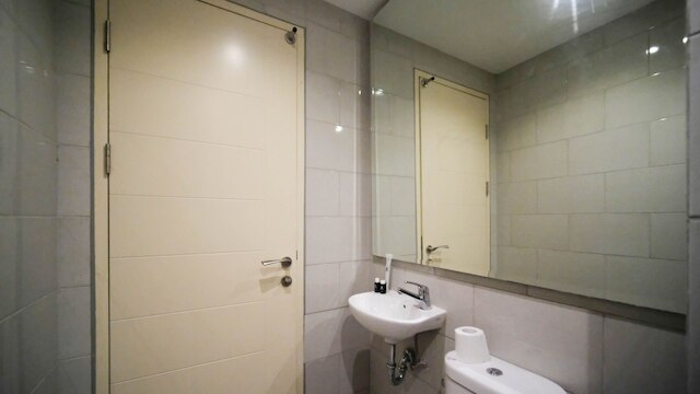 シンプル アンド コージー スタジオ アット ベンソン スーパーモール マンション  アパートメント