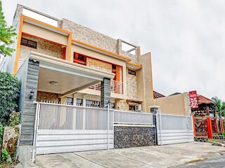 ホテル O アヴィシャ ゲストハウス シャリア