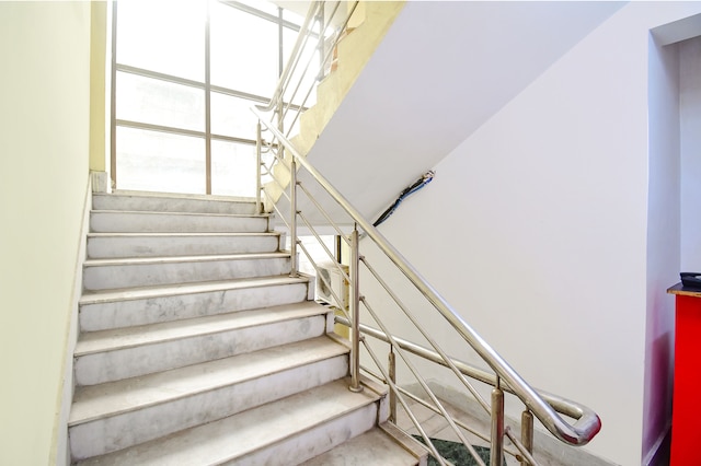 ファブエクスプレス ロイヤル オーク