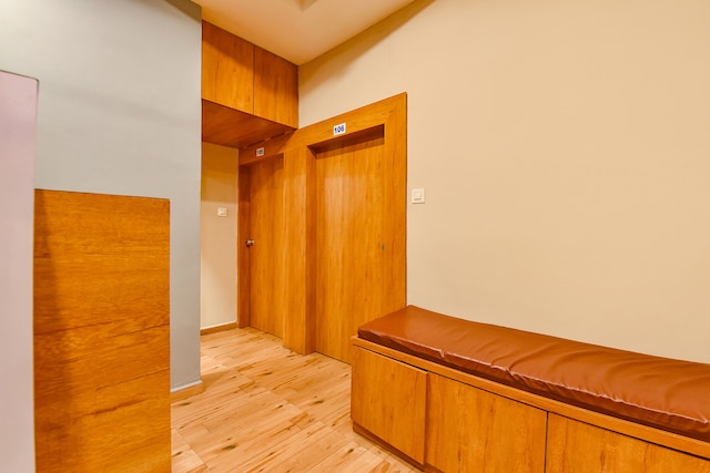 ファブエクスプレス ゴクル ヴィラ