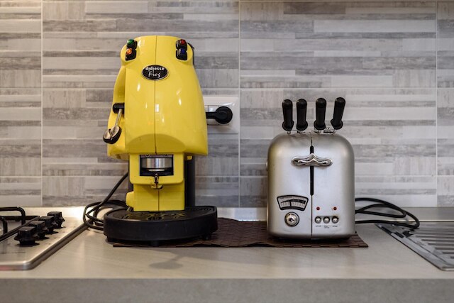 ヴィア アトリ 37 イン ナープル