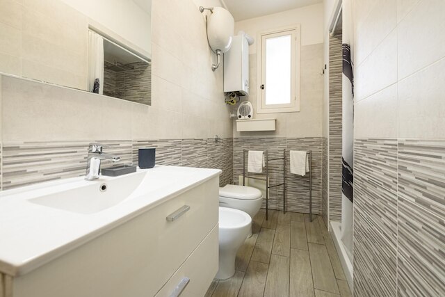 ヴィア アトリ 37 イン ナープル