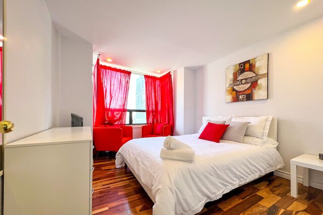 ガレージ付きシックなタウンホームDt MTL