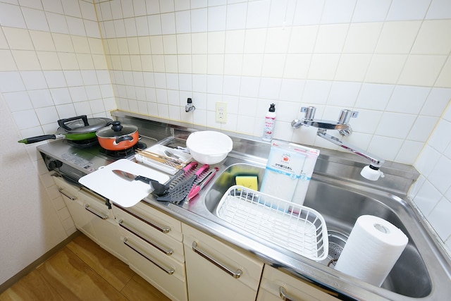 ダイナスティパレス二十四軒