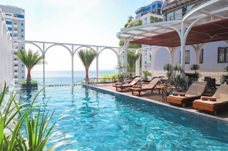 ゴールデン ロータス ラグジュアリー ホテル ダ ナン