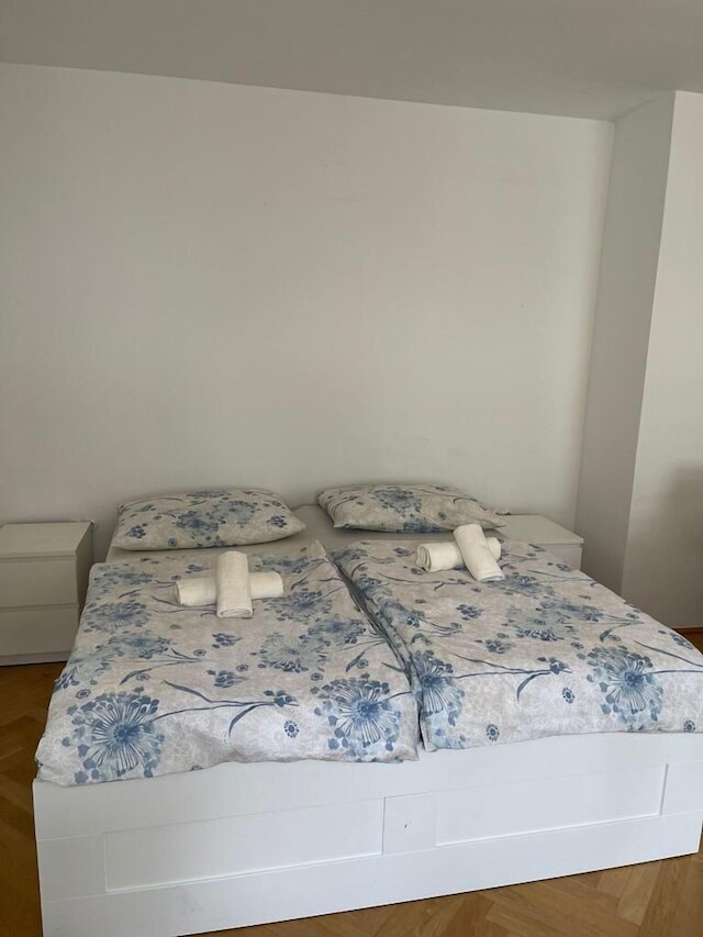 アンビエンテ ウォーニング アム ステファンスプラッツ