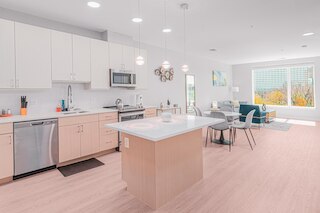 ラグジュアリー リビング シティ ビューズ DC