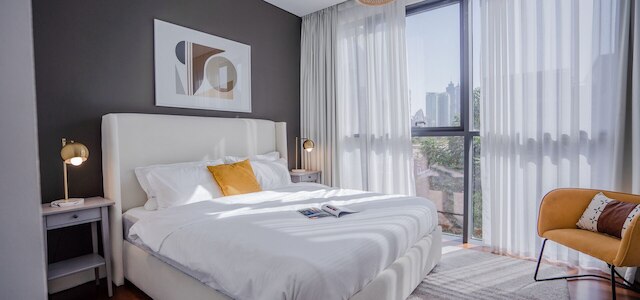 Aya - 圧倒的な2BRシティウォーク、バルコニー付