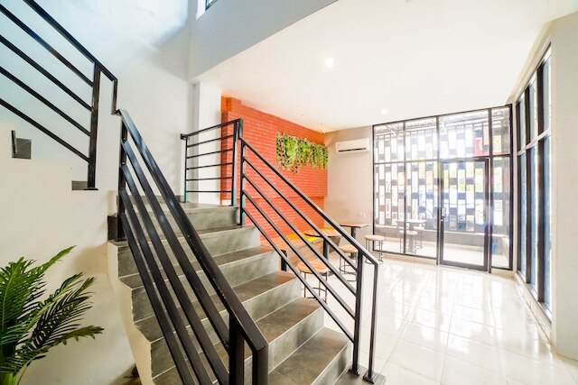 キャピタル O 90874 ミレニアム イン 2