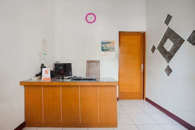 OYO 3406 パンドゥ・プリマ・ゲストハウス・シャリーア