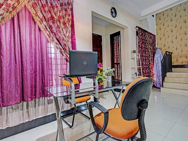 スポット オン 91320 ポンドック エリア シャリア