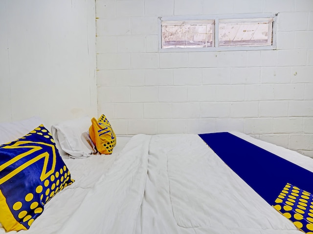 スポット オン 91320 ポンドック エリア シャリア