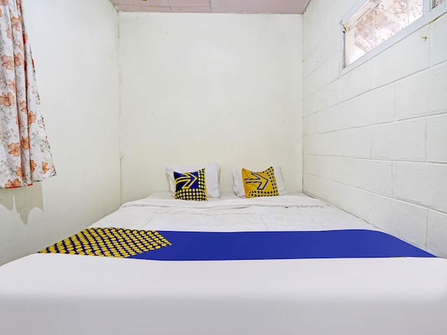 スポット オン 91320 ポンドック エリア シャリア