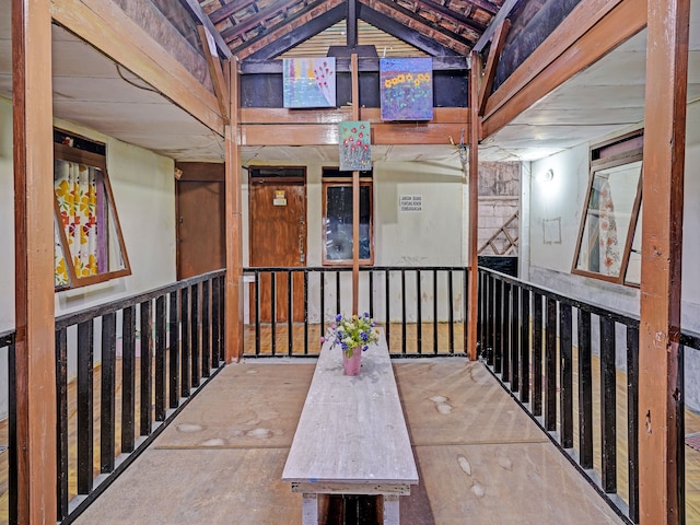 スポット オン 91320 ポンドック エリア シャリア