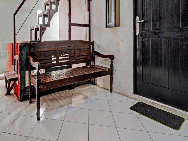 OYO Life 91589 ブンダ ホームステイ シャリア