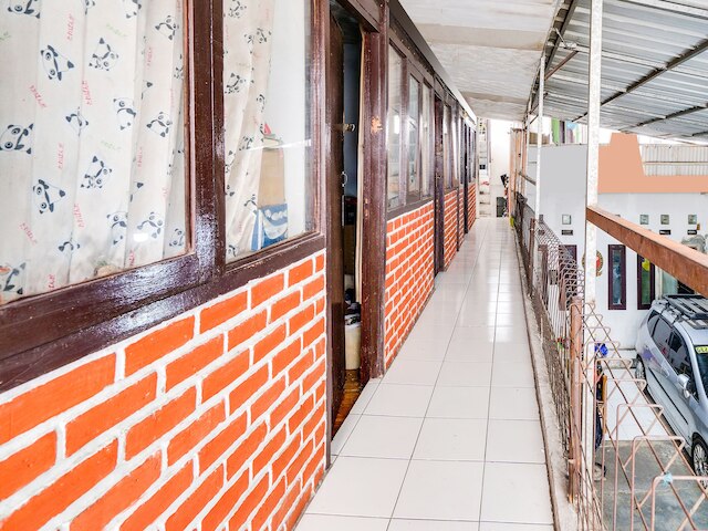 スポット オン 91609 ポンドック ミルズ シャリア