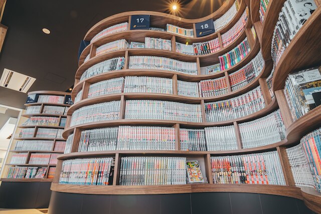 クインテッサホテル小倉 Comic&Books