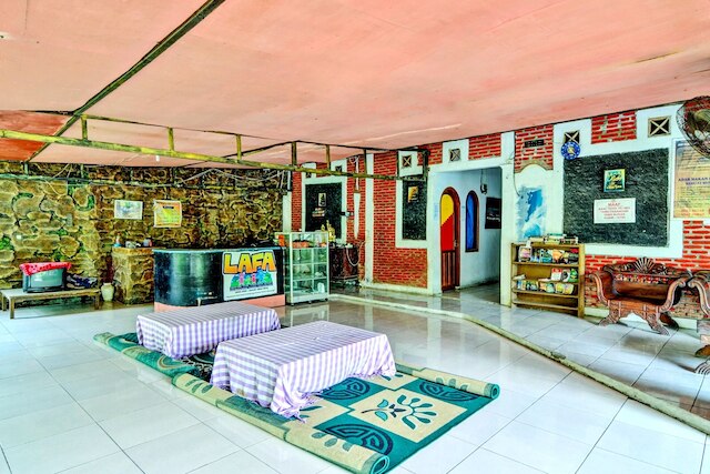 OYO 90222 ラファ パーク シャリア