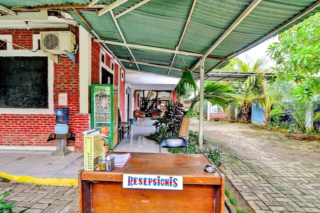 OYO 90222 ラファ パーク シャリア