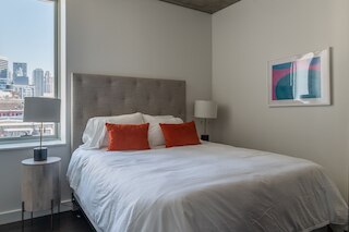 プライベートオフィス＆テラス付きラグジュアリーアパート