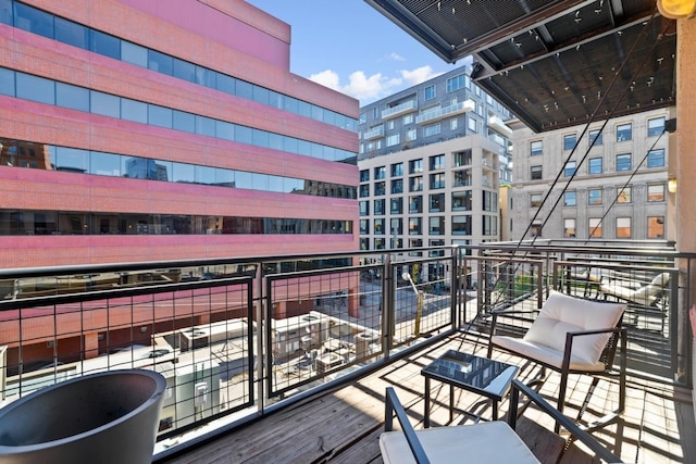 インティメイト エン スイート スタジオ