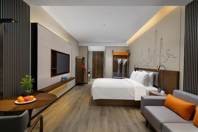 UrCove by HYATT Shenzhen Futian CBD