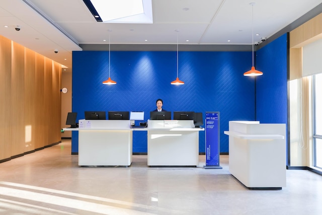 Holiday Inn Express Shanghai Pudong Airport by IHG