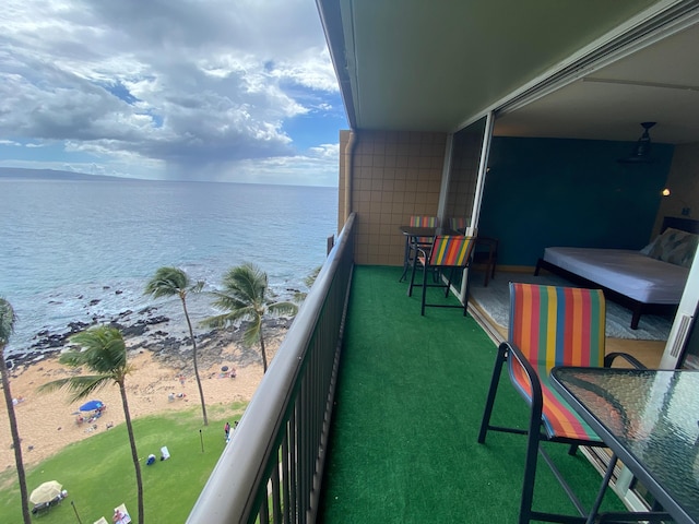 マナ カイ 803 イン キヘイ