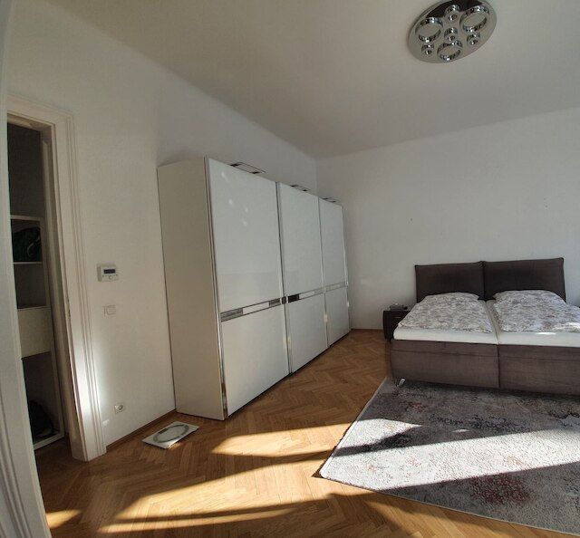 サービシエルテ・ウォーニング・イン・デア・シティ