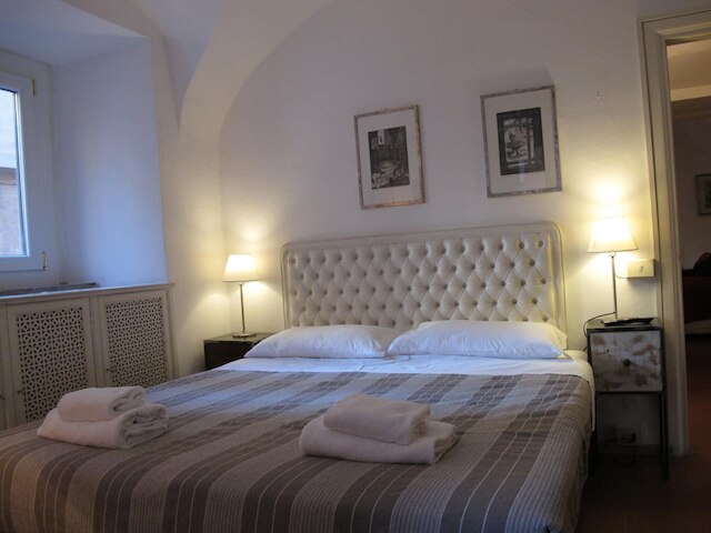 オーロラ イン パンテオン アパートメント