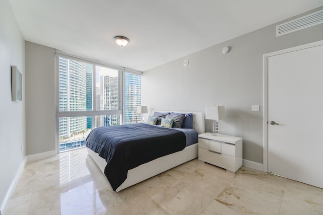 Luxury 2BR Condo at Icon Brickell W（ラグジュアリー2部屋コンドミニアムat Icon Brickell W）