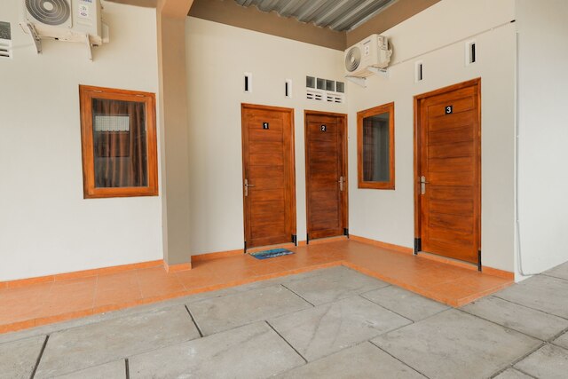 OYO  90045 アンナフィ アパーテル